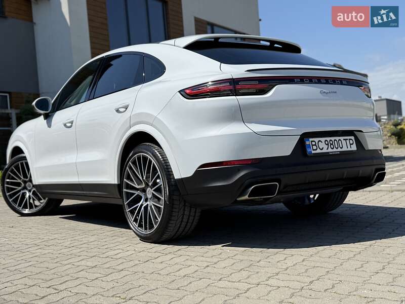 Позашляховик / Кросовер Porsche Cayenne 2019 в Стрию
