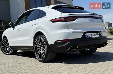 Внедорожник / Кроссовер Porsche Cayenne 2019 в 
