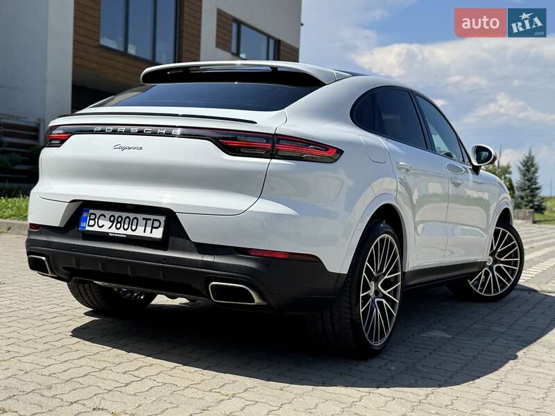 Позашляховик / Кросовер Porsche Cayenne 2019 в Стрию