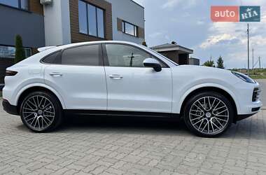 Внедорожник / Кроссовер Porsche Cayenne 2019 в 