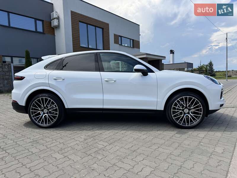 Позашляховик / Кросовер Porsche Cayenne 2019 в Стрию