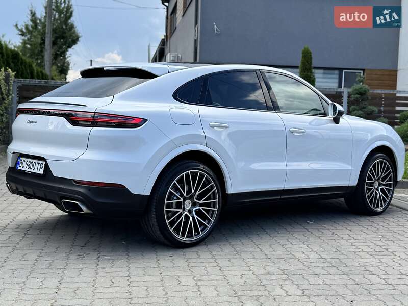 Позашляховик / Кросовер Porsche Cayenne 2019 в Стрию