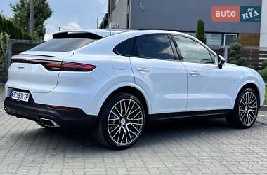 Внедорожник / Кроссовер Porsche Cayenne 2019 в 