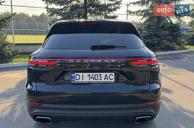 Внедорожник / Кроссовер Porsche Cayenne 2019 в 