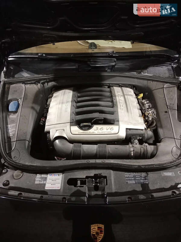 Позашляховик / Кросовер Porsche Cayenne 2008 в Ромнах