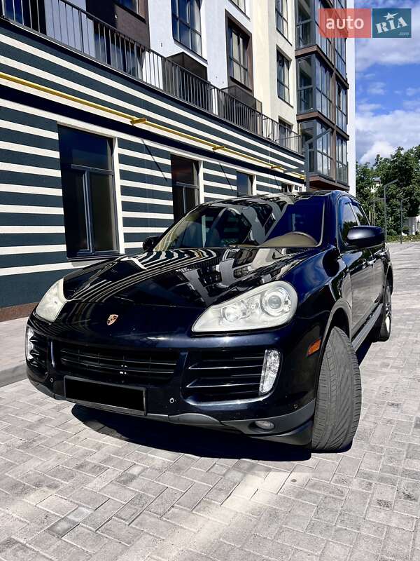 Позашляховик / Кросовер Porsche Cayenne 2008 в Ромнах