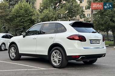 Внедорожник / Кроссовер Porsche Cayenne 2013 в 