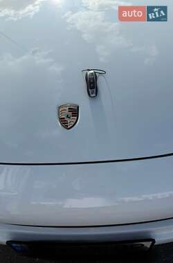 Внедорожник / Кроссовер Porsche Cayenne 2014 в 