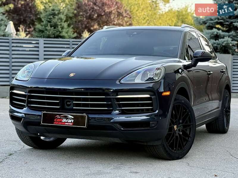 Позашляховик / Кросовер Porsche Cayenne 2018 в 
