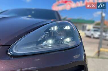 Внедорожник / Кроссовер Porsche Cayenne 2019 в 