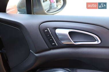 Внедорожник / Кроссовер Porsche Cayenne 2014 в 