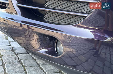 Внедорожник / Кроссовер Porsche Cayenne 2012 в 