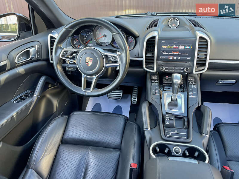 Внедорожник / Кроссовер Porsche Cayenne 2016 в Харькове фото 42 Внедорожник / Кроссовер Porsche Cayenne 2016 в Харькове
