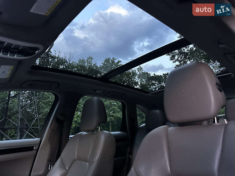 Внедорожник / Кроссовер Porsche Cayenne 2014 в Львове фото 7 Внедорожник / Кроссовер Porsche Cayenne 2014 в Львове