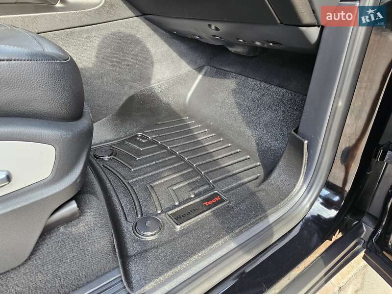 Внедорожник / Кроссовер Porsche Cayenne 2013 в Полтаве