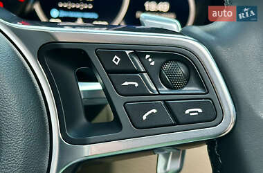 Внедорожник / Кроссовер Porsche Cayenne 2018 в 