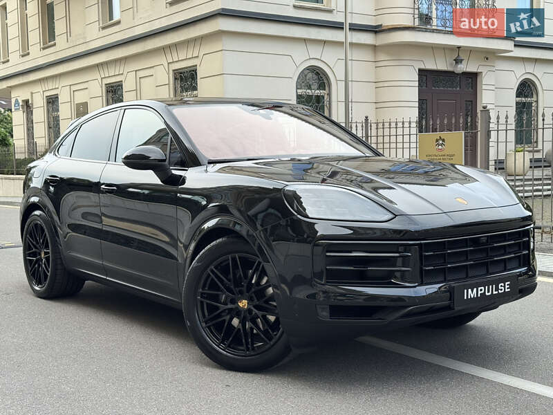 Внедорожник / Кроссовер Porsche Cayenne 2023 в Киеве