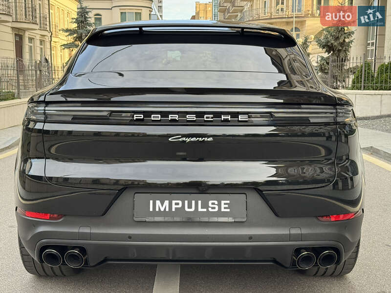 Внедорожник / Кроссовер Porsche Cayenne 2023 в Киеве