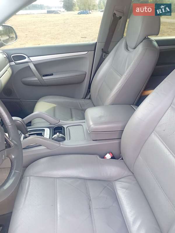 Внедорожник / Кроссовер Porsche Cayenne 2006 в Каменском