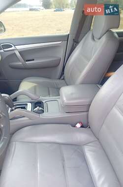 Внедорожник / Кроссовер Porsche Cayenne 2006 в 