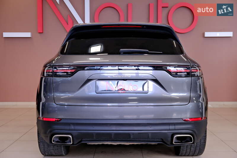 Внедорожник / Кроссовер Porsche Cayenne 2019 в Одессе