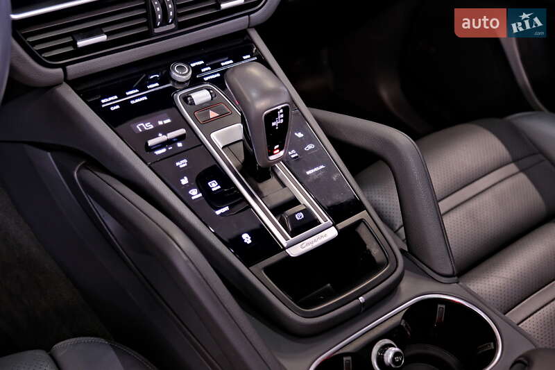 Внедорожник / Кроссовер Porsche Cayenne 2019 в Одессе