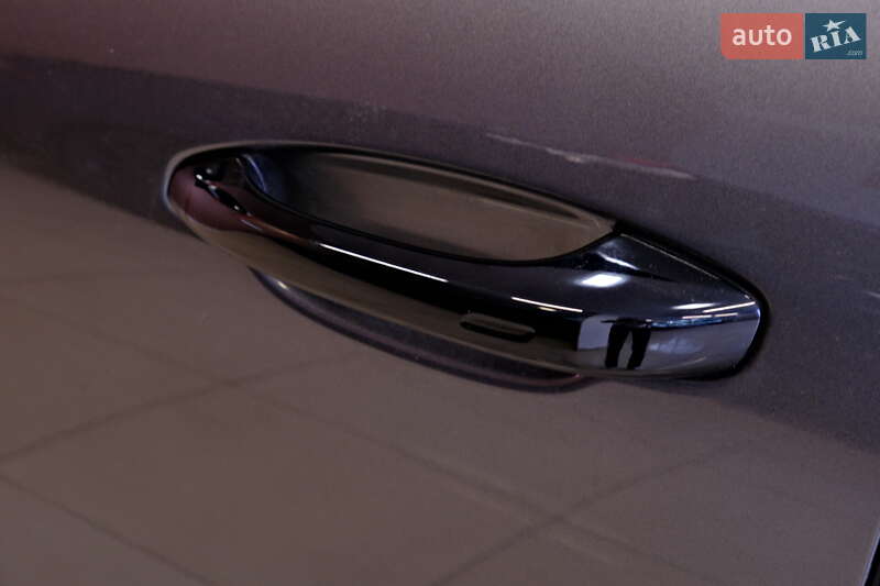 Внедорожник / Кроссовер Porsche Cayenne 2019 в Одессе