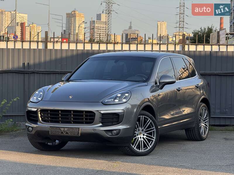 Porsche Cayenne 2015