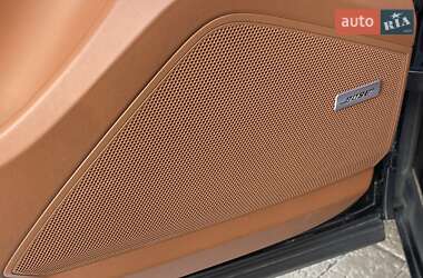 Внедорожник / Кроссовер Porsche Cayenne 2020 в 