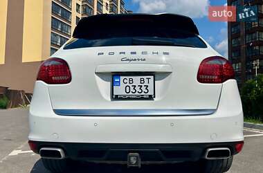 Внедорожник / Кроссовер Porsche Cayenne 2013 в 