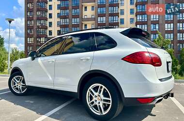 Внедорожник / Кроссовер Porsche Cayenne 2013 в 