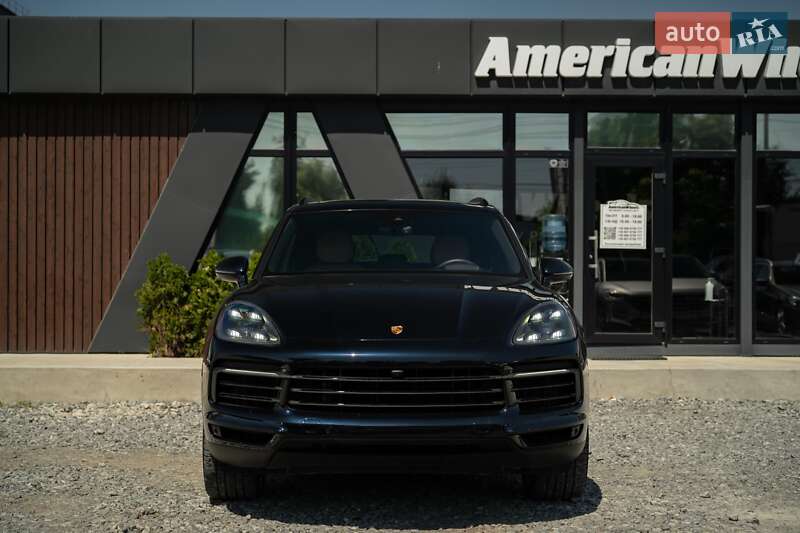 Внедорожник / Кроссовер Porsche Cayenne 2019 в Черновцах
