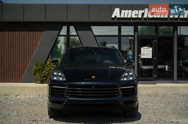 Внедорожник / Кроссовер Porsche Cayenne 2019 в 
