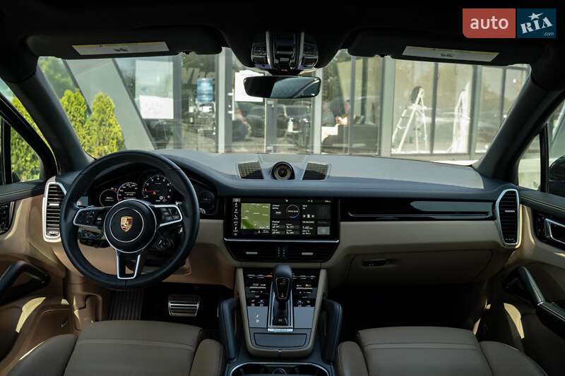 Внедорожник / Кроссовер Porsche Cayenne 2019 в Черновцах