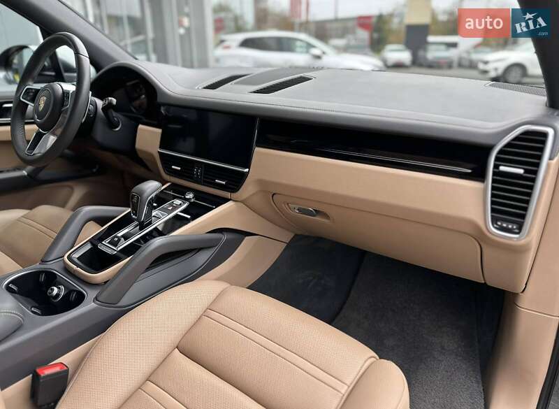 Внедорожник / Кроссовер Porsche Cayenne 2020 в Днепре