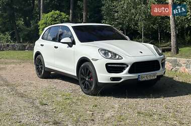 Позашляховик / Кросовер Porsche Cayenne 2012 в Києві