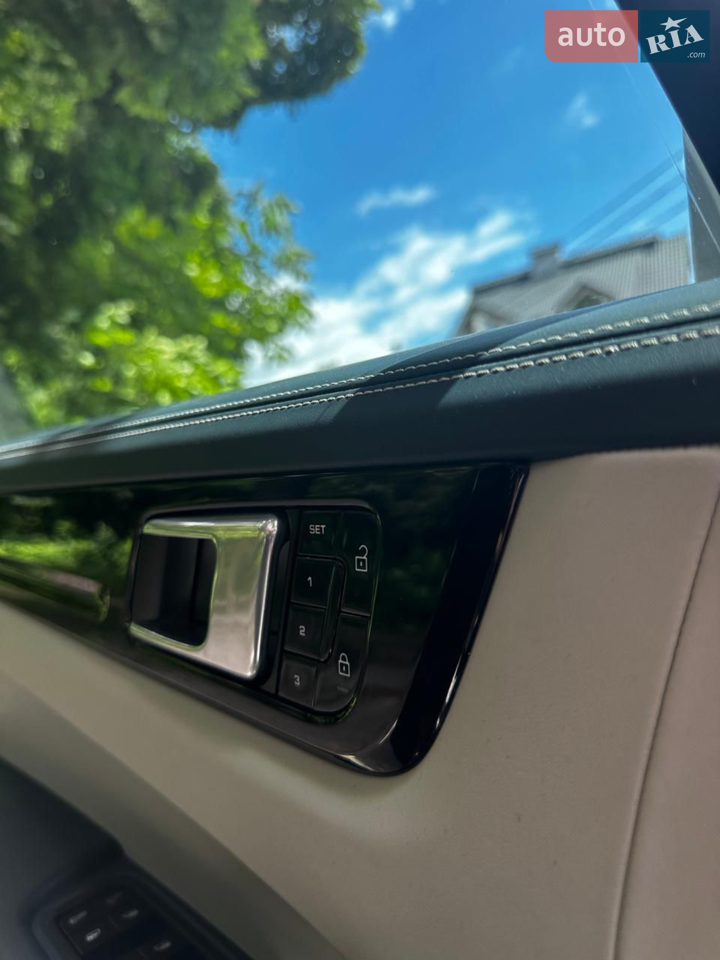 2019 Porsche Cayenne - мініатюра 18