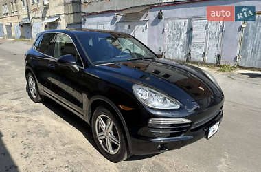 Внедорожник / Кроссовер Porsche Cayenne 2014 в 