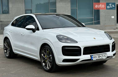 Внедорожник / Кроссовер Porsche Cayenne 2019 в 