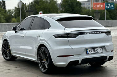 Внедорожник / Кроссовер Porsche Cayenne 2019 в 