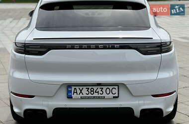 Внедорожник / Кроссовер Porsche Cayenne 2019 в 