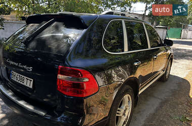 Внедорожник / Кроссовер Porsche Cayenne 2008 в 