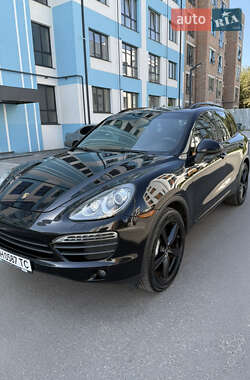 Позашляховик / Кросовер Porsche Cayenne 2011 в Рівному