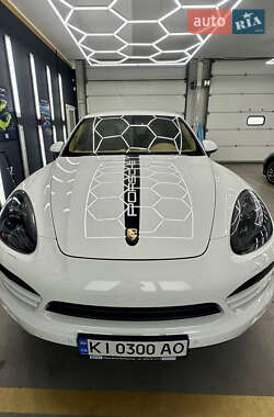 Внедорожник / Кроссовер Porsche Cayenne 2013 в Киеве