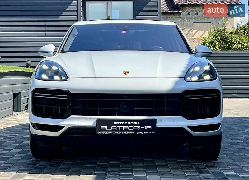 Внедорожник / Кроссовер Porsche Cayenne 2018 в Киеве