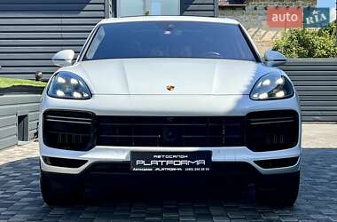 Внедорожник / Кроссовер Porsche Cayenne 2018 в 