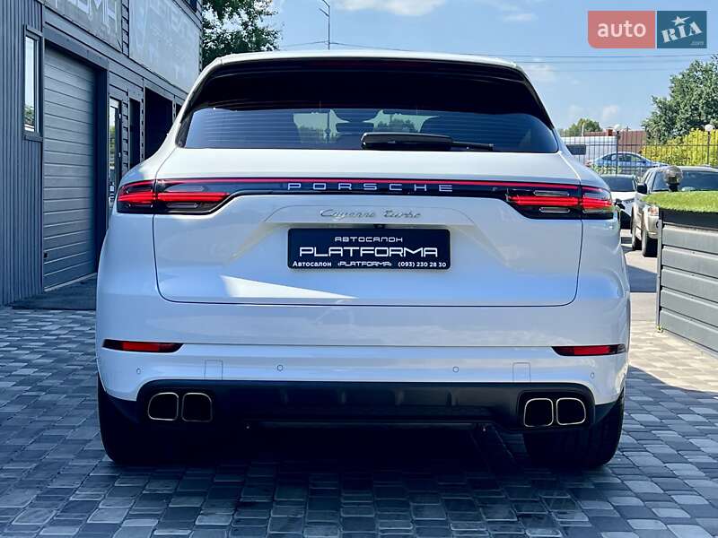 Внедорожник / Кроссовер Porsche Cayenne 2018 в Киеве