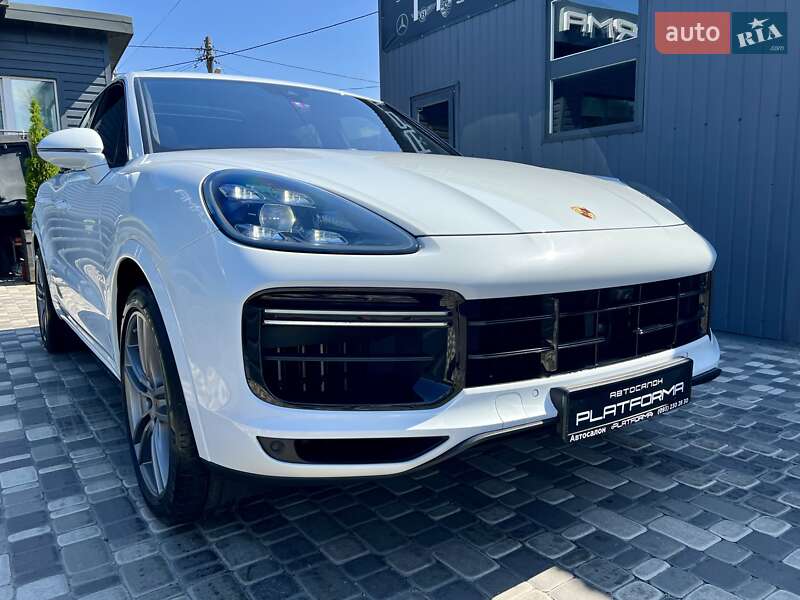 Внедорожник / Кроссовер Porsche Cayenne 2018 в Киеве