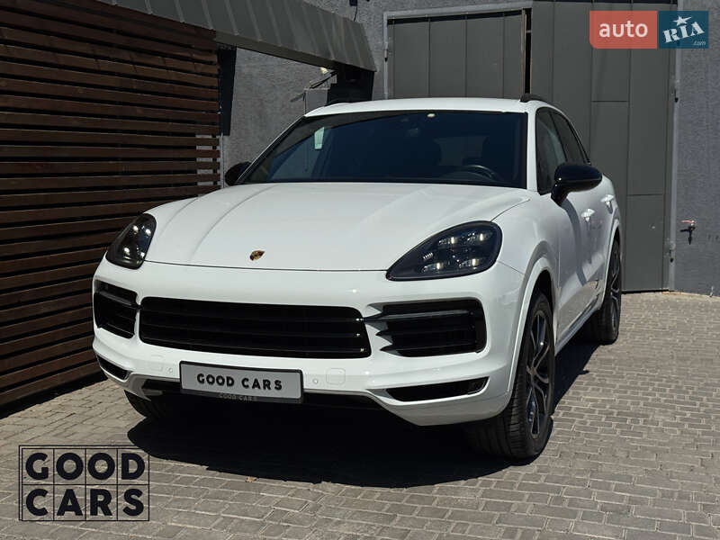 Позашляховик / Кросовер Porsche Cayenne 2018 в Одесі