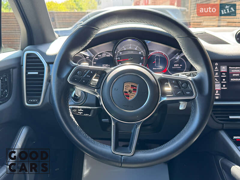Позашляховик / Кросовер Porsche Cayenne 2018 в Одесі